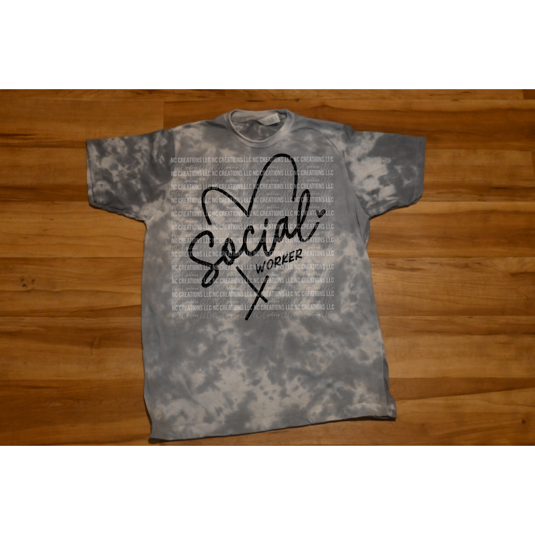 Trabajadora Social con Corazón | Fuente negra