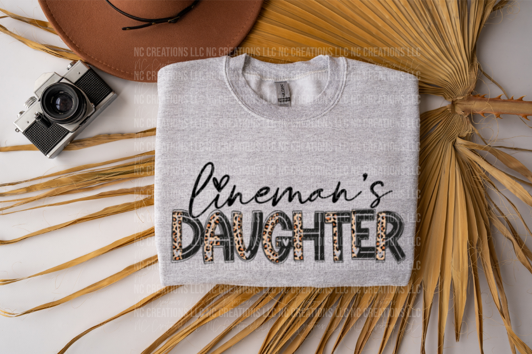 Camiseta gráfica de la hija del liniero